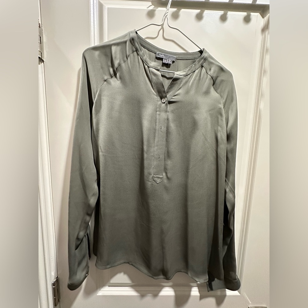 Vince Women’s Sage Silk Button-Up Shirt